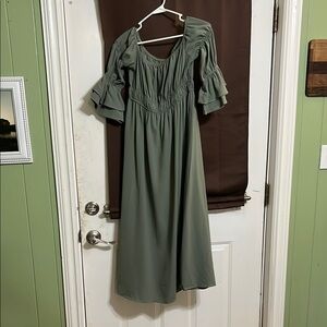 SHEIN Green Off-Shoulder Sundress with Bishop Sleeves